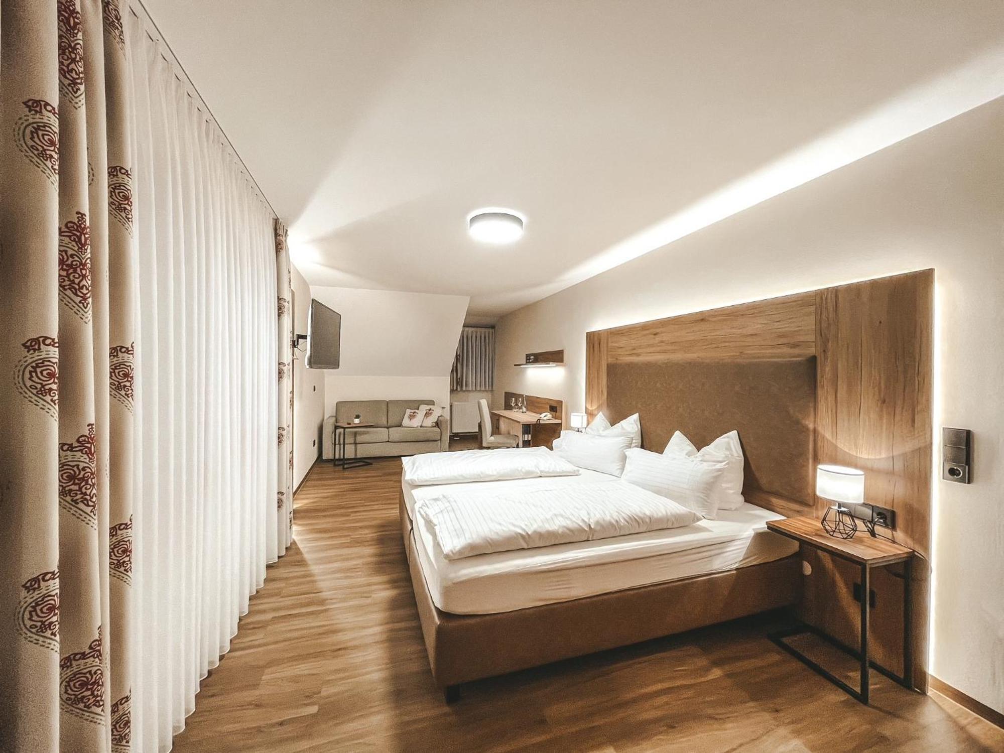 Hotel Badischer Hof Biberach bei Offenburg Buitenkant foto